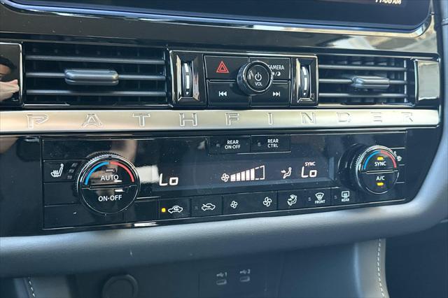 2026 Nissan Pathfinder SV