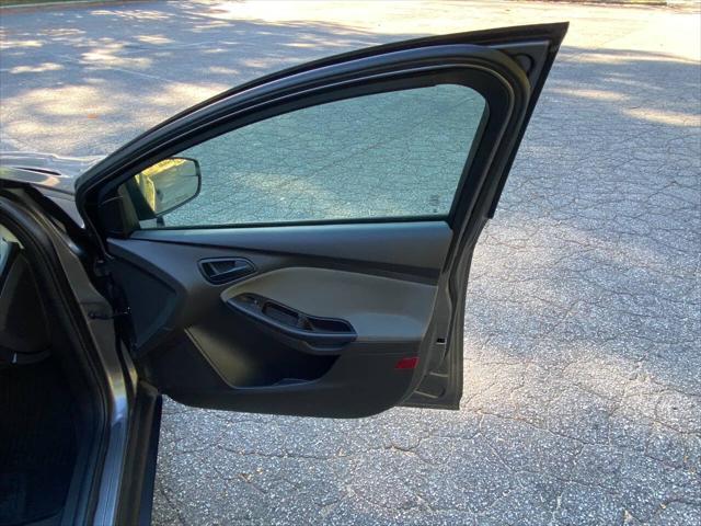 2013 Ford Focus S