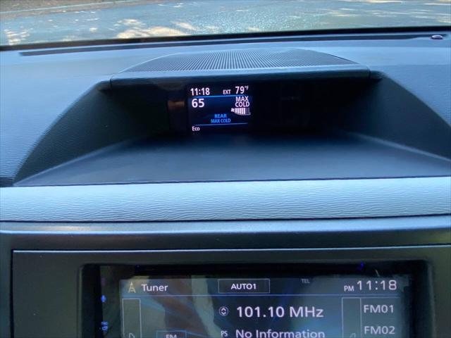 2013 Toyota Sienna LE V6 8 Passenger