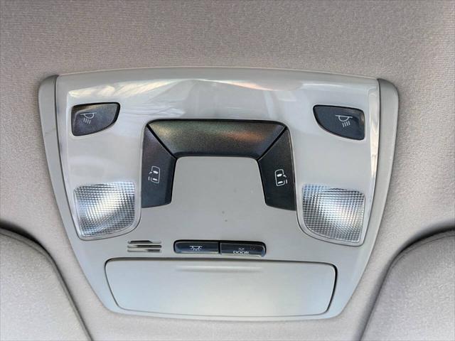 2013 Toyota Sienna LE V6 8 Passenger