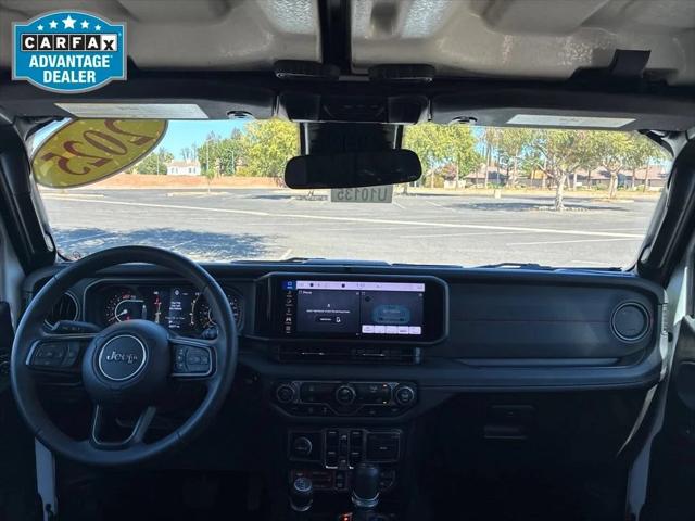2025 Jeep Wrangler 4-Door Rubicon 4x4