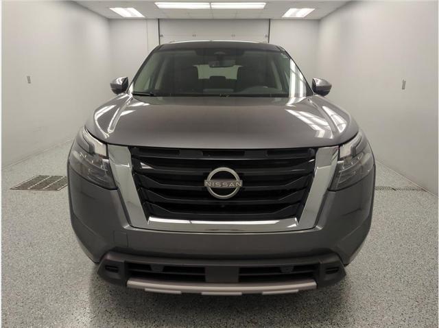 2025 Nissan Pathfinder SL FWD