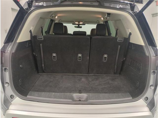 2025 Nissan Pathfinder SL FWD