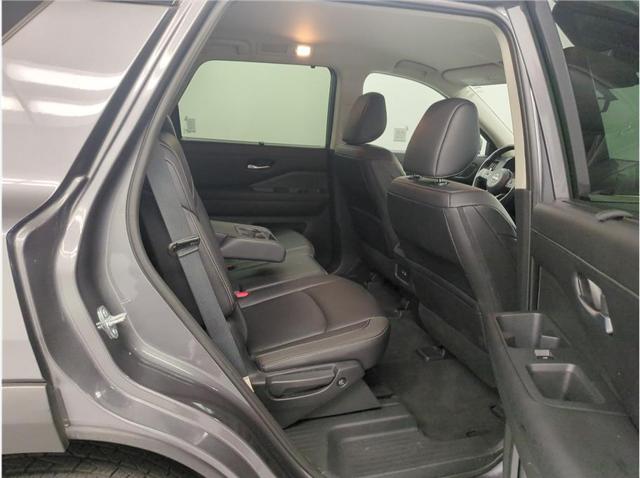 2025 Nissan Pathfinder SL FWD