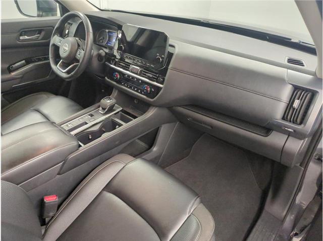 2025 Nissan Pathfinder SL FWD