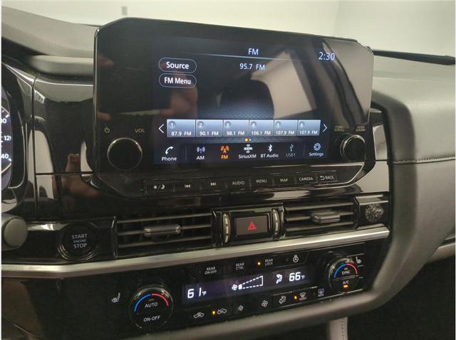 2025 Nissan Pathfinder SL FWD