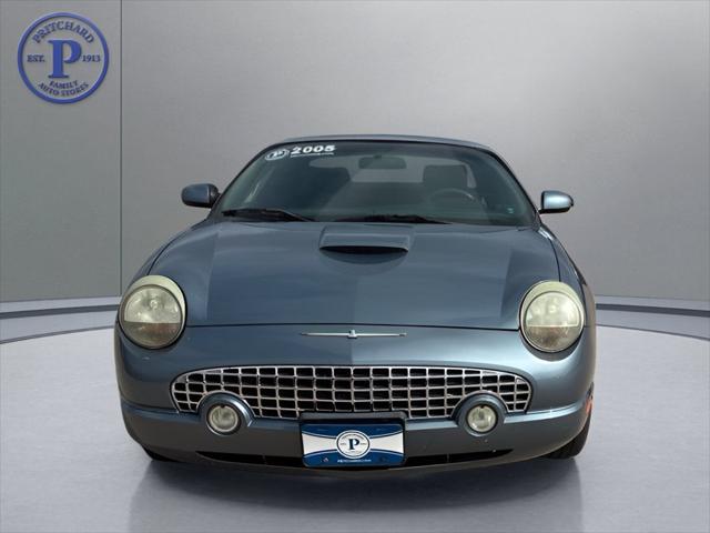 2005 Ford Thunderbird Base