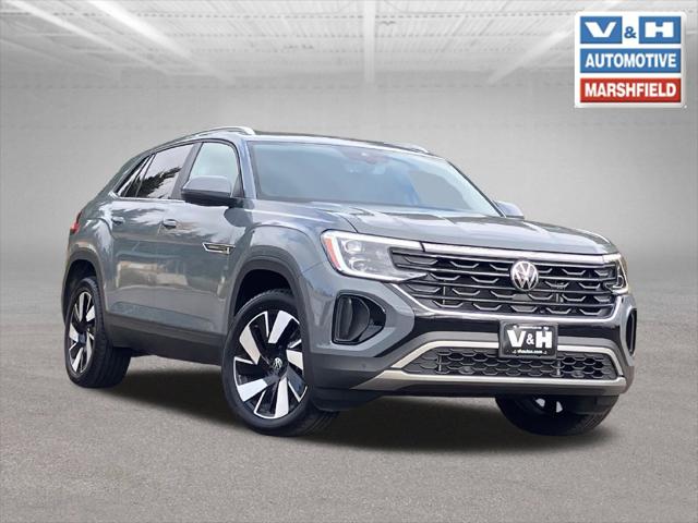 2026 Volkswagen Atlas Cross Sport SE with Technology for sale in Marshfield, WI