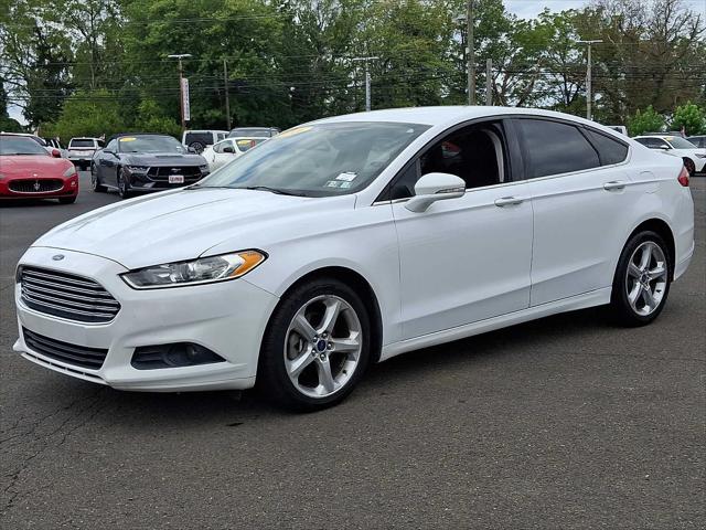 2016 Ford Fusion SE 2016 Ford Fusion SE