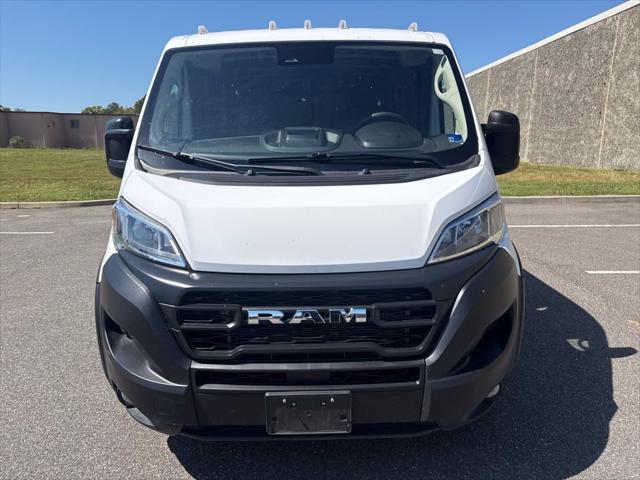 2025 RAM ProMaster 2500 Cargo Van Tradesman Low Roof 136 WB w/Pass Seat 2025 RAM ProMaster 2500 Cargo Van Tradesman Low Roof 136 WB w/Pass Seat