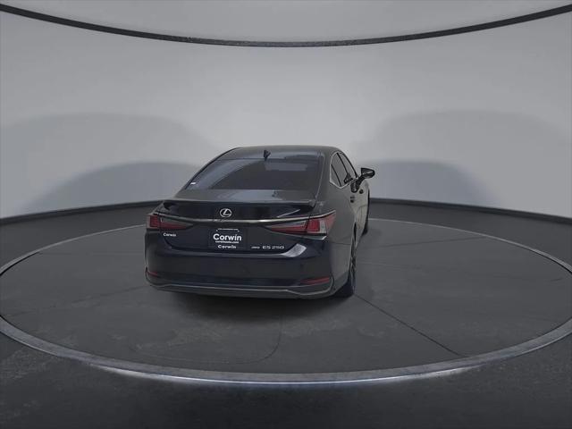 2022 Lexus ES 250 F SPORT