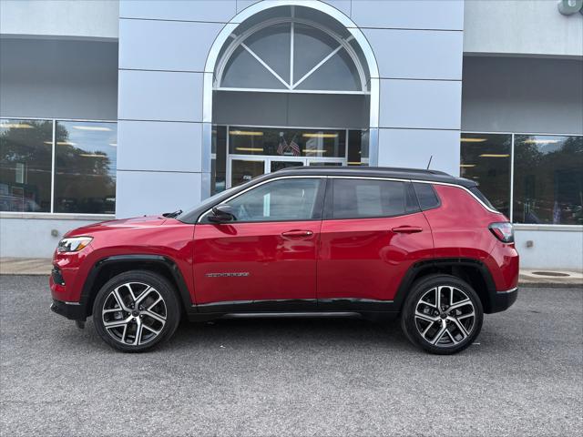 2025 Jeep Compass Limited 4x4 2025 Jeep Compass Limited 4x4