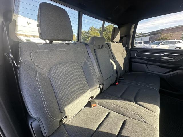 2019 Ram 1500 Big Horn/Lone Star Crew Cab 4x4 57 Box
