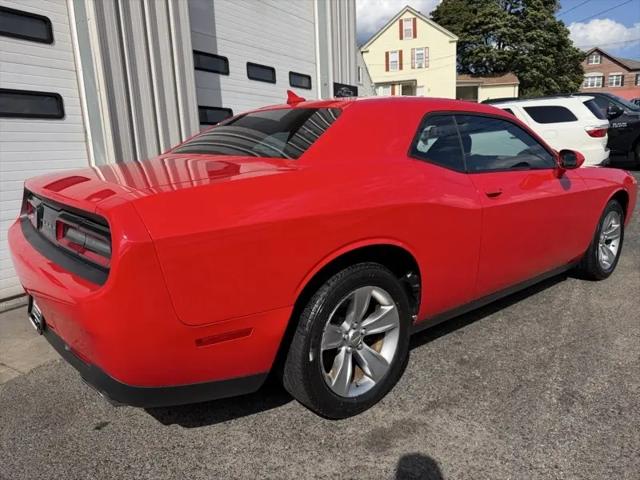 2015 Dodge Challenger SXT