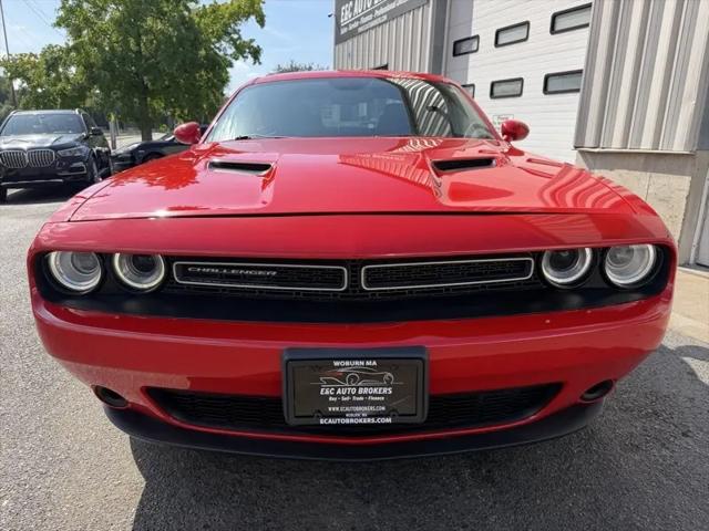 2015 Dodge Challenger SXT