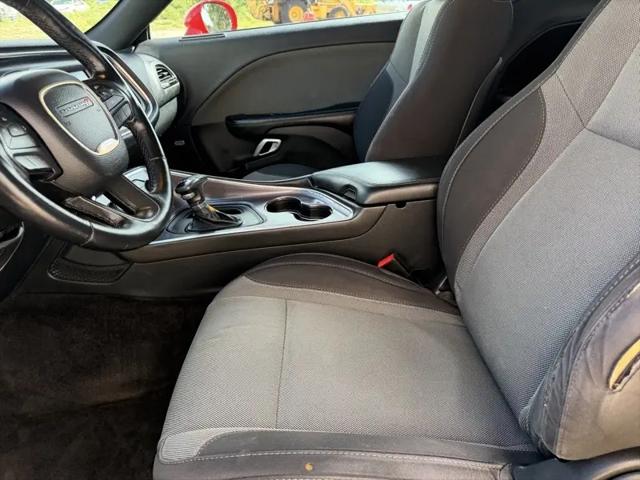 2015 Dodge Challenger SXT