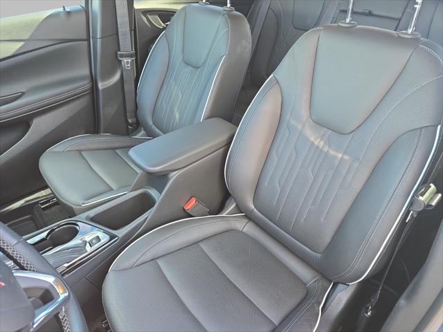 2024 Buick Encore GX Avenir FWD