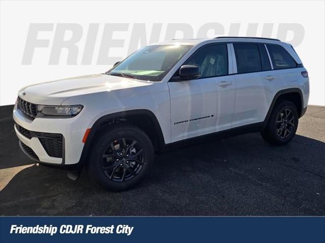 2027 Jeep Grand Cherokee Laredo Altitude for sale in Forest City, NC