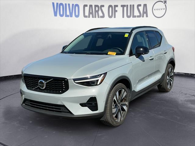 2025 Volvo XC40 B5 Plus Dark Theme for sale in Tulsa, OK
