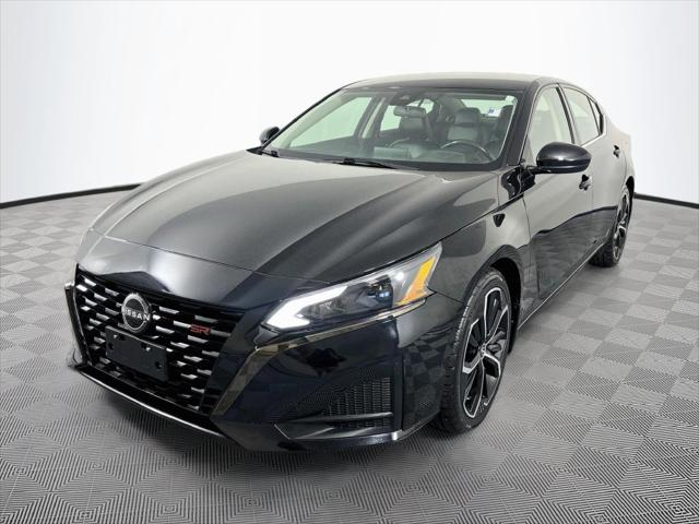 Used 2023 Nissan Altima SR FWD For Sale in Millington, TN