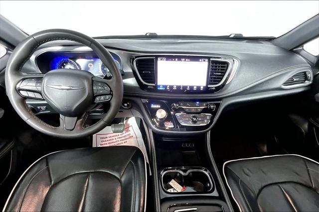 Used 2025 Chrysler Pacifica Limited For Sale in Olive Branch, MS