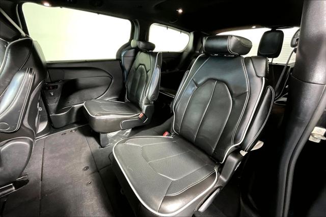 Used 2025 Chrysler Pacifica Limited For Sale in Olive Branch, MS
