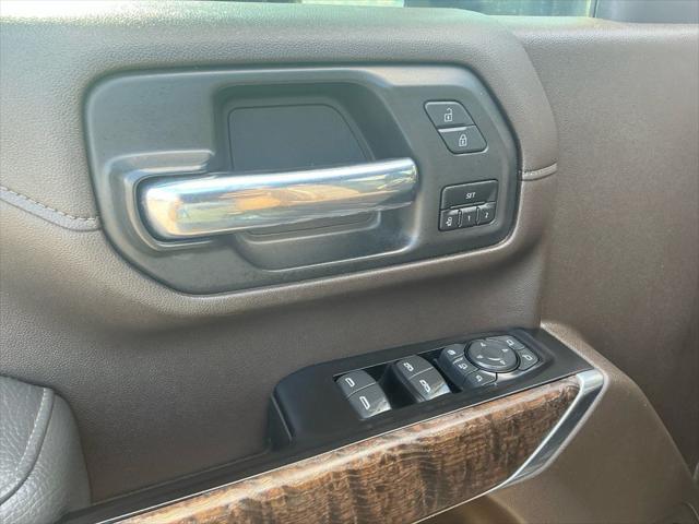 Used 2022 GMC Sierra 2500HD 4WD Crew Cab Standard Bed Denali For Sale in Muscle Shoals, AL