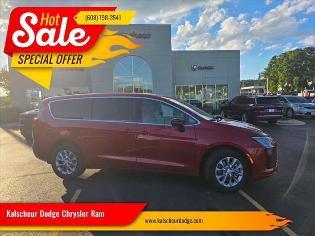 2027 Chrysler Pacifica Select AWD for sale in Cross Plains, WI