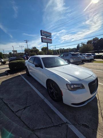 2020 Chrysler 300 Touring