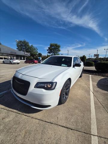 2020 Chrysler 300 Touring