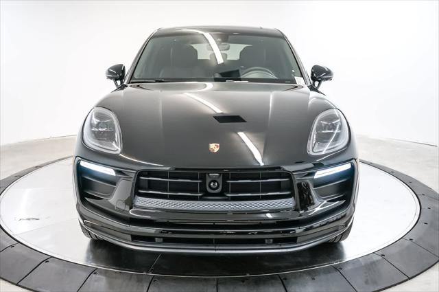 2026 Porsche Macan AWD