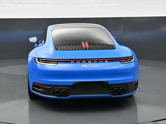 2022 Porsche 911 Carrera