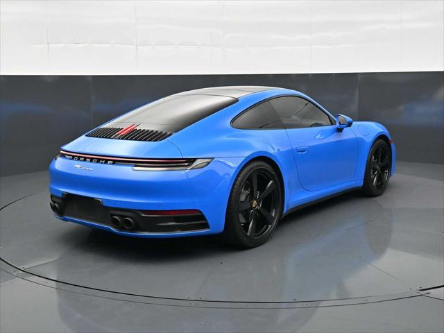 2022 Porsche 911 Carrera