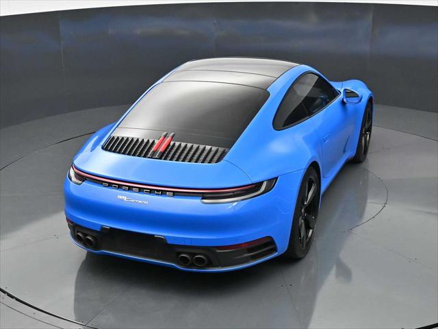 2022 Porsche 911 Carrera