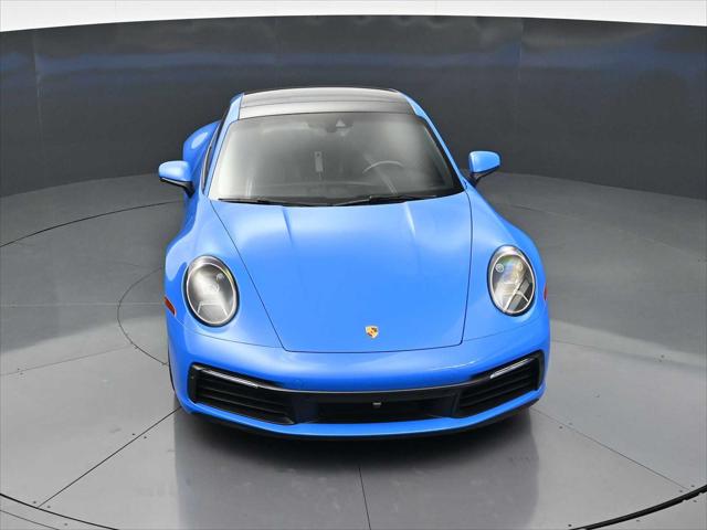 2022 Porsche 911 Carrera