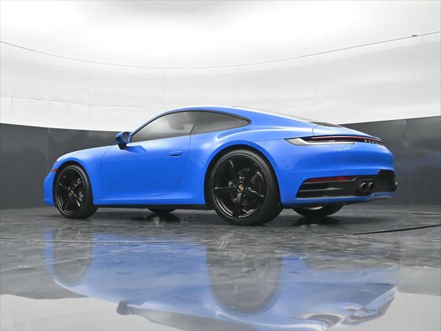 2022 Porsche 911 Carrera