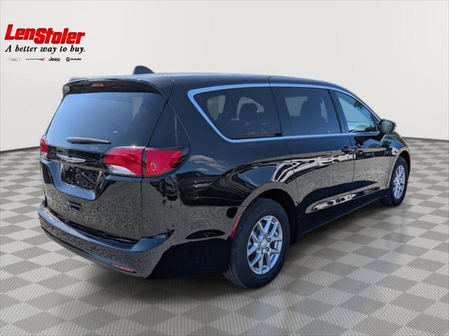 2027 Chrysler Pacifica LX