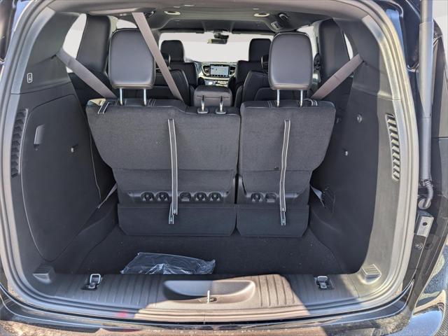 2027 Chrysler Pacifica LX