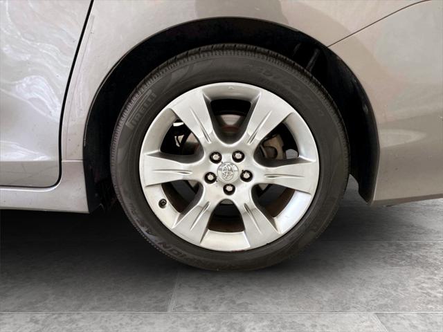 2014 Toyota Sienna SE 8 Passenger