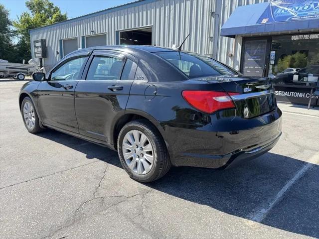 2014 Chrysler 200 LX