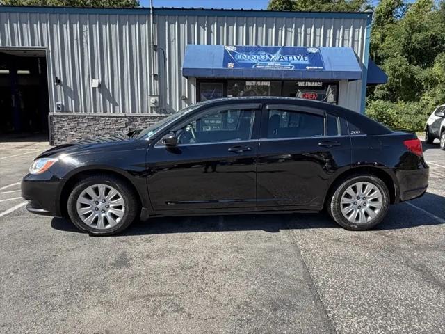 2014 Chrysler 200 LX