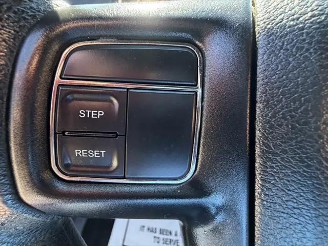 2014 Chrysler 200 LX