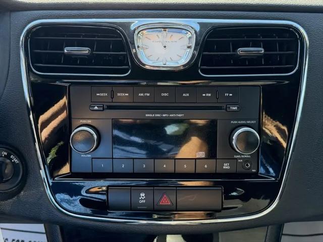 2014 Chrysler 200 LX