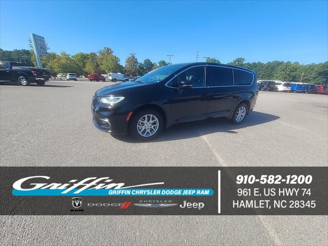 2025 Chrysler Pacifica Select for sale in Hamlet, NC