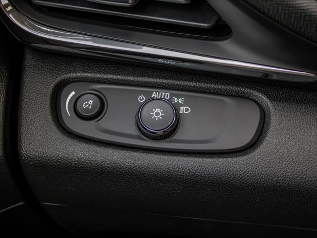 2026 Buick NV Preferred FWD