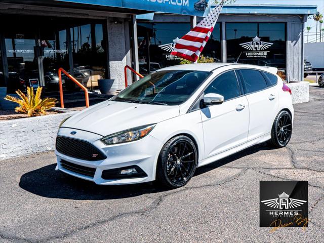 2017 Ford Focus ST Hatchback 4D