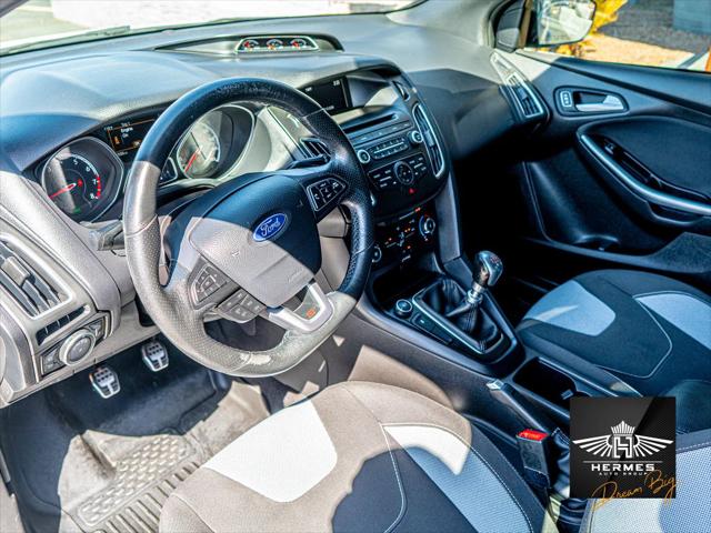 2017 Ford Focus ST Hatchback 4D