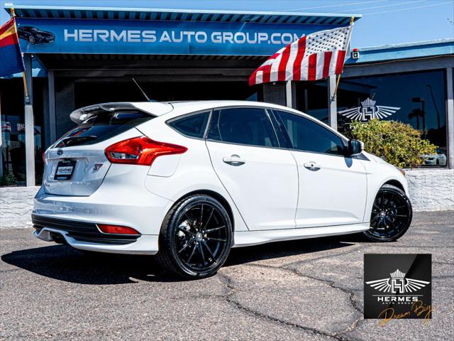 2017 Ford Focus ST Hatchback 4D