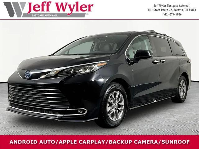 2023 Toyota Sienna XLE for sale in BATAVIA, OH