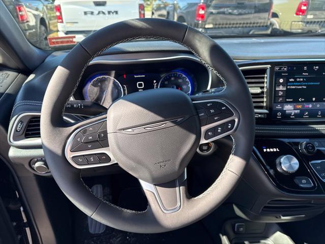 2027 Chrysler Pacifica Select AWD